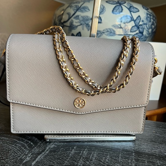 NWOT! Tory Burch Robinson Mini Convertible Crossbody/Shoulderbag in Gray Heron - Picture 2 of 16